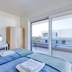 House Lipa With Private Pool 펜션