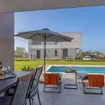 House Lipa With Private Pool 別荘 ペロイ