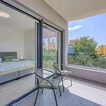 別荘 House Lipa With Private Pool *