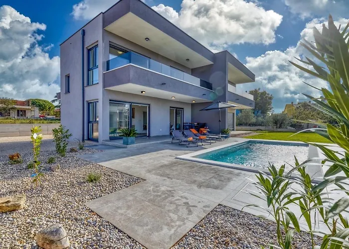House Lipa With Private Pool *